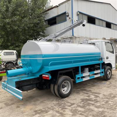 東風(fēng)8噸吸糞車 山東廠家的專業(yè)選擇，搭載國六朝柴170馬力發(fā)動(dòng)機(jī)